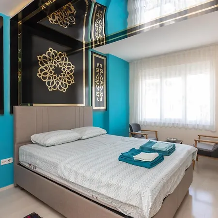 Daire Peaceful Lux Apartment Wıth Pool Close To Tramway