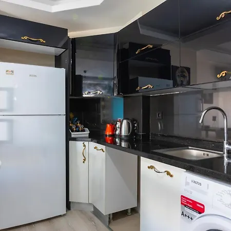 Peaceful Lux Apartment Wıth Pool Close To Tramway Daire *